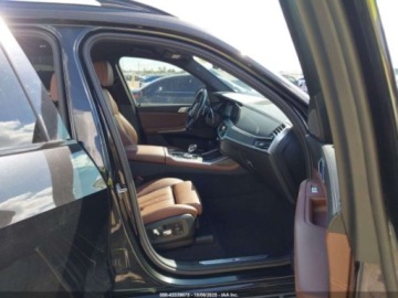 BMW X7 2021 BMW X7 xDrive40I 2021 3.0l 3.0 Benzyna 335KM, zdjęcie 9