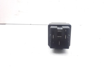 RELÉ MITSUBISHI CARISMA (DA_) MR228120 1.8L GASOLINE 92KW 1998