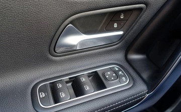 Mercedes Klasa A W177/V177 Hatchback 1.5 180d 116KM 2020 Mercedes-Benz Klasa A 180CDI 116KM Automat Hej Mercedes Skora Duzy tablet, zdjęcie 30