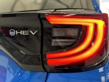 Toyota Yaris IV Hatchback Facelifting 1.5 Hybrid Dynamic Force 130KM 2025 Od ręki - Executive 1.5 Hybrid 130KM | Podgrzewane fotele!, zdjęcie 4