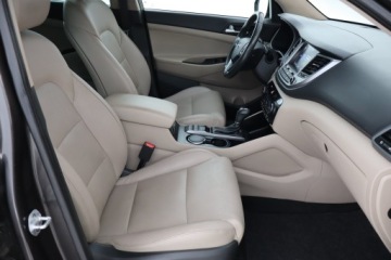 Hyundai Tucson III SUV 2.0 CRDI 185KM 2015 Hyundai Tucson 2.0 CRDi, Salon Polska, Serwis ASO, zdjęcie 8