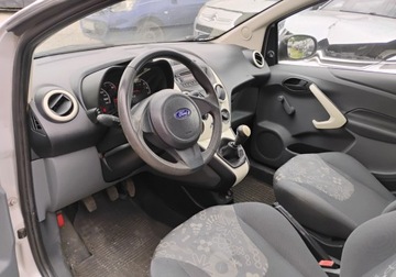 Ford Ka III 2015 Ford KA 2015r, 1.2 Benzyna. Lekko uszkodzony lewy bok. Jezdzi. 1.2 Benzyna, zdjęcie 5