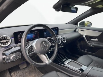 Mercedes Klasa A W177/V177 Sedan Facelifting 1.3 200 163KM 2023 Mercedes-Benz Klasa A A 200 1 wlasciciel Salon Polska FV23 Darmowy Rap, zdjęcie 21