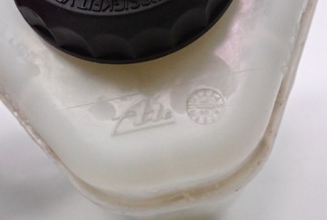 БАЧОК ТОРМОЗНОЙ ЖИДКОСТИ AUDI Q7 4L 7L8611349