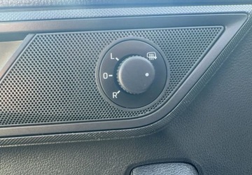 Skoda Fabia III Hatchback 1.2 TSI 90KM 2016 Skoda Fabia 1.2 TSI 90 KM 5 bieg.manual Ambition 1.2 Benzyna 90KM, zdjęcie 12