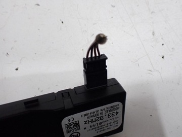 MODUL ŘÍZENÍ ZÁMKU 13500144 OPEL ASTRA IV J 12R