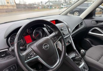 Opel Zafira C Tourer 1.4 Turbo ECOTEC 140KM 2012 Opel Zafira Opel Zafira Tourer 1.4 Turbo Business Innovation 1.4 Benzyna, zdjęcie 15