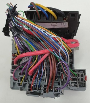 БЛОК ПРЕДОХРАНИТЕЛЕЙ FORD 6G9T-14A076-CA