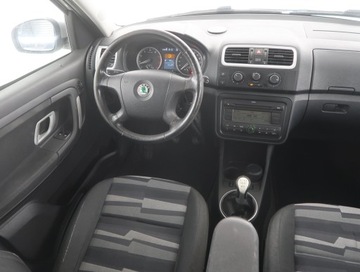 Skoda Roomster Mikrovan 1.6 i 16V 105KM 2007 Skoda Roomster 1.6 16V, Klima, Parktronic, zdjęcie 6