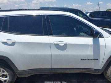 Jeep Compass II 2024 Jeep Compass Latitude 2024 2.0l 2.0 Benzyna 200KM, zdjęcie 6