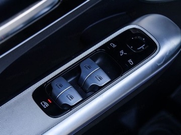 Mercedes GLC C254/X254 2026 GLC Coupe 200 d 4-Matic AMG Line 2.0 (163KM) 2026, zdjęcie 12