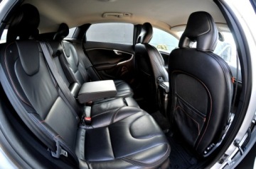 Volvo V40 II Hatchback Facelifting 2.0 D2 120KM 2016 Volvo V40 LiFT Full Led Ocean Race Ledy Digital, zdjęcie 20