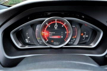 Volvo V40 II Hatchback Facelifting 2.0 D2 120KM 2017 Volvo V40 2.0 D2 Lift R-Desing Full Led Navi, zdjęcie 16