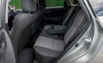 Toyota Auris II Touring Sports Facelifting 1.2 D-4T 116KM 2018 Toyota Auris Toyota Auris 1.2 Turbo Design Edition 1.2 Benzyna 116KM, zdjęcie 29