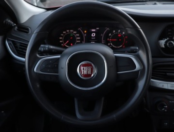 Fiat Tipo II Sedan 1.4 95KM 2019 Fiat Tipo 1.4 16V, Salon Polska, Klima, zdjęcie 15