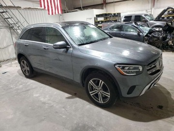 Mercedes GLC C253 2021 Mercedes-Benz GLC 300 2021 2.0l 2.0 Benzyna 255KM, zdjęcie 4