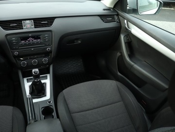 Skoda Octavia III Liftback 1.4 TSI 140KM 2013 Skoda Octavia 1.4 TSI, Salon Polska, Serwis ASO, zdjęcie 7