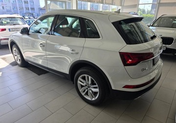 Audi Q5 II SUV Facelifting 2.0 40 TDI 204KM 2023 Audi Q5 Salon Polska Wersja SUV 2023 najoszczedniejszy 2.0 Diesel 204KM, zdjęcie 3