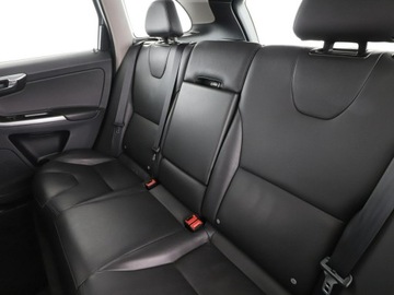 Volvo XC60 I SUV Facelifting 2.0 D4 DRIVE-E 190KM 2017 Volvo XC 60 Summum automat D4 skóra navi kamera, zdjęcie 16