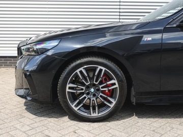 BMW Seria 5 G90-91 Touring 2.0 520d 197KM 2025 BMW Seria 5 Touring 520d xDrive Sport Combi 2.0 (197KM) 2025, zdjęcie 16