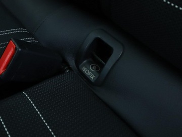 Mercedes GLA I Off-roader 1.6 200 156KM 2015 Mercedes GLA 200 automat grzane fotele navi, zdjęcie 37