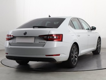 Skoda Superb III Liftback 2.0 TSI 220KM 2016 Skoda Superb 2.0 TSI, Salon Polska, Serwis ASO, zdjęcie 4
