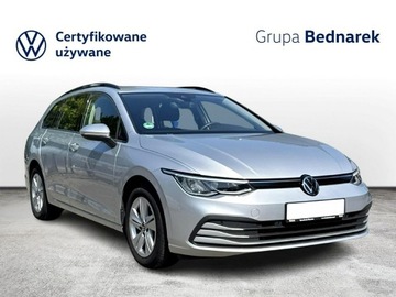 Volkswagen Golf VIII Variant 1.5 eTSI 130KM 2023 Volkswagen Golf Bezwypadkowy / Salon Polska /, zdjęcie 6