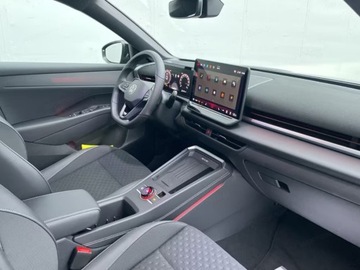 Volkswagen T-Roc I SUV Facelifting 1.5 TSI ACT 150KM 2026 VOLKSWAGEN T-ROC R-Line 1.5 eTSI DSG Suv 150KM 2026, zdjęcie 6