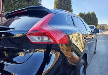 Volvo 2013 Volvo V40 Cross Country Volvo V40 Cross Country T4 Powershift Summum 1.6, zdjęcie 2