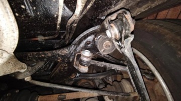 Mercedes Klasa E W124 Coupe 2.0 136KM 1995 MERCEDES-BENZ C124 E200 2.0 benzyna 136KM 1995r, zdjęcie 34