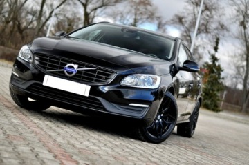 Volvo V60 I Kombi Facelifting 2.0 D2 DRIVE-E 120KM 2018 Volvo V60 2.0 D2 120KM Navi Led Climatronic Pdc, zdjęcie 36