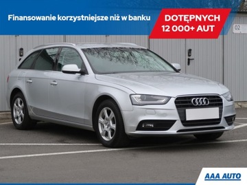 Audi A4 B8 Avant Facelifting 2.0 TDI 143KM 2012 Audi A4 2.0 TDI, Skóra, Navi, Xenon, Bi-Xenon