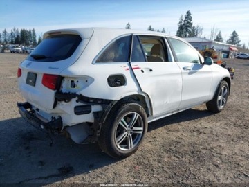 Mercedes GLC C253 2021 Mercedes-Benz GLC 300 4Matic 2021 2.0l 2.0 Benzyna 255KM, zdjęcie 5