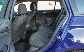 Opel Astra K Sports Tourer 1.6 CDTI 110KM 2017 Opel Astra 1,6CDTI Bezwypadkowa 2017 r. 1.6 Diesel 110KM, zdjęcie 7