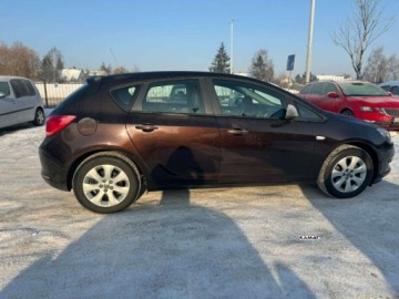 Opel Astra J GTC 1.4 Turbo ECOTEC 140KM 2015 Opel Astra Opel Astra 1,4 Benzyna Automat Klimatyzacja Zamiana 1.4 Benzyna, zdjęcie 1