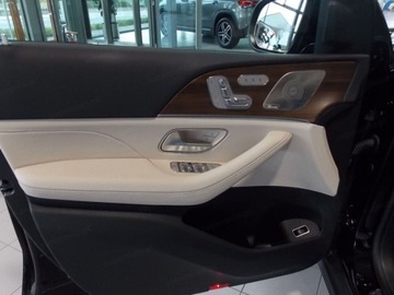 Mercedes GLE V167 SUV Facelifting 2.0 300d 269KM 2025 MERCEDES-BENZ GLE 300 d 4-Matic AMG Line 2.0 (269KM) 2025, zdjęcie 13