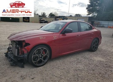 Alfa Romeo Giulia II Sedan Facelifting 2.0 Turbo 280KM 2023 Alfa Romeo Giulia Ti 2023 2.0l 2.0 Benzyna 280KM