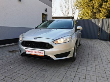 Ford Focus III Kombi Facelifting 1.6 TDCi 95KM 2016 Ford Focus 1.6 TDCI SALON PL FV 23% 1-Wł LIFT