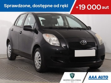 Toyota Yaris II Hatchback 5d 1.0 VVT-i 69KM 2008 Toyota Yaris 1.0 VVT-i, Klima