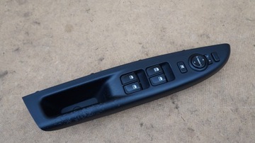 HYUNDAI I20 I 08- 5 DVEŘE PANEL SKEL ZRCÁTKO EU