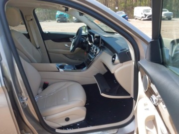 Mercedes GLC C254/X254 2022 Mercedes-Benz GLC 2022 MERCEDES-BENZ GLC 300 SUV 2.0 Benzyna 255KM, zdjęcie 9