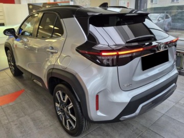 Toyota 2026 Od ręki - Executive 1.5 Hybrid 130KM | Podgrzewane fotele!, zdjęcie 2