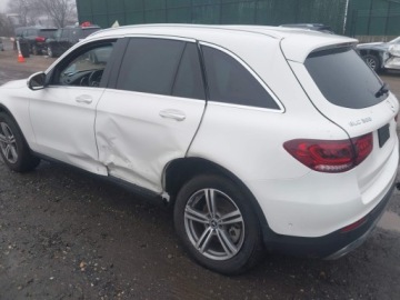 Mercedes GLC C254/X254 2022 Mercedes-Benz GLC 2022 MERCEDES-BENZ GLC 300 4MATIC SUV 2.0 Benzyna 255KM, zdjęcie 4