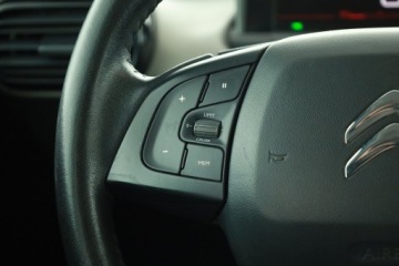 Citroen C4 Cactus Crossover Facelifting 1.2 PureTech 82KM 2018 Citroen C4 Cactus 1.2 PureTech, Salon Polska, zdjęcie 11