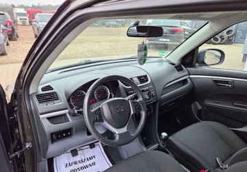 Suzuki Swift V Hatchback 5d 1.2 VVT 94KM 2012 Suzuki Swift 1,2 Ben 94 km 1.2 Benzyna 94KM, zdjęcie 5