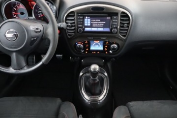 Nissan Juke I Nismo RS 1.6L turbo DIG-T 218KM 2016 Nissan Juke 1.6 DIG-T Nismo RS, Salon Polska, zdjęcie 11
