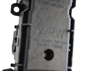 LEXUS NX 2018 PŘEDNÍ STRANA PRAVÁ KNOFLÍKY SKEL