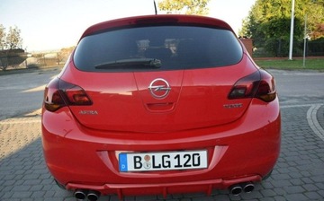 Opel Astra J Hatchback 5d 1.6 Turbo ECOTEC 180KM 2010 Opel Astra 1.6TB Automat Klima Sprowadzony Oplacony 1.6 Benzyna 180KM, zdjęcie 10