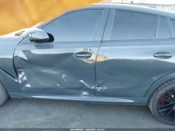 BMW X6 G06 2022 BMW X6 2022r., 4x4, 4.4L 4.4 Benzyna 523KM, zdjęcie 5