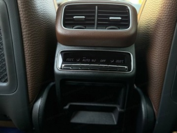 Mercedes GLE V167 SUV Facelifting 3.0 450d 367KM 2025 GLE Coupe 450 d 4-Matic AMG Line 3.0 (367KM) 2025, zdjęcie 10